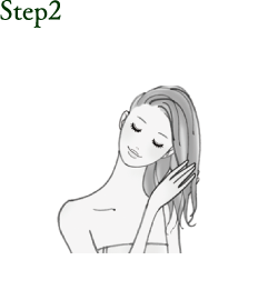 step2 セミロングの場合、5プッシュ程度を数回に分けてとり、両手のひらで髪をなでるように塗布します。 (ショートヘアは2プッシュ程度)