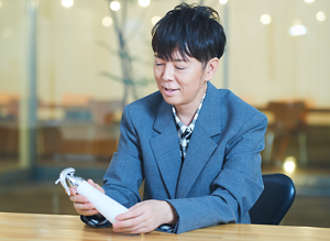 佐藤可士和氏「機能美」を形にするまでの努力が、いまのブランドを作っている。