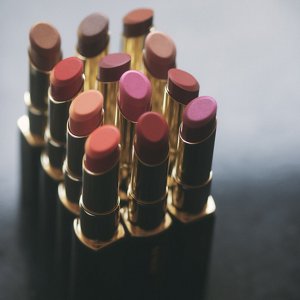 LASTING_PLUMP_LIPSTICK