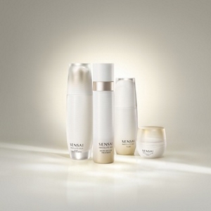 Absolute Silk products showcased on white back ground.