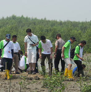 measures-to-contribute-to-society05