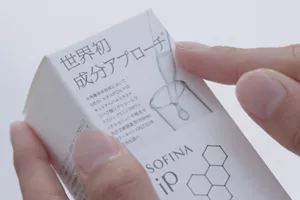 世界初成分アプローチ*