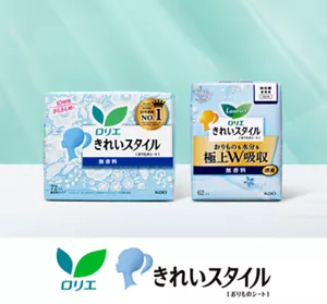 ロリエのおりものシート、きれいスタイルの商品ビジュアル。薄い緑色の空間に商品が佇んでいる。