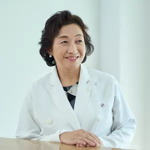 対馬ルリ子先生のイメージ。