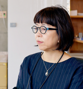 『ACROSS』編集長たかのくみこさんのお写真