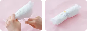 おむつをくるくると丸め、うしろ側についているテープで留めて捨てる