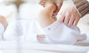 赤ちゃんのおむつ替え