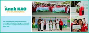 The image shows representatives from Kao Indonesia, the Ministry of Health, and the Ministry of Education, and students are posing together during the Kick Off Anak KAO event. The children are enthusiastically participating the event.