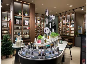 マレーシア クアラルンプールの The Exchange TRX Mallにオープンしたモルトンブラウンの旗艦店の店舗内の画像