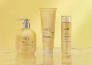 「メルト ディープシリーズ」のシャンプー、トリートメント、コンディショニングウォーター3品の商品画像