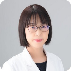 石山 尚子 先生の写真
