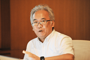 坂井 隆也氏の写真