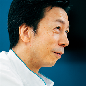 東城 武彦氏の写真