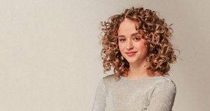 john-frieda-showstopping-curls-banner-mobile