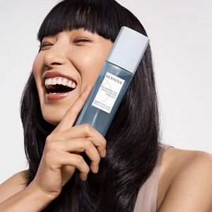 KS_MB2023_Brand_Keyvisual_Specialists_Gigi_LiquidCuticleFiller_IE_ECOM