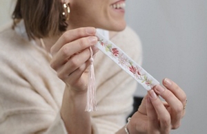 Silk Band Image