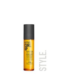 12.2_KMS-hair_product_curlup_yassine_streetstyle_style