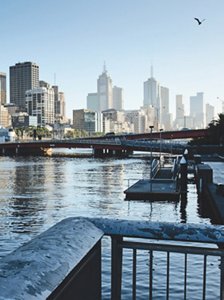 2.0_KMS-HAIR_Inside_Melbourne_skyline_overview