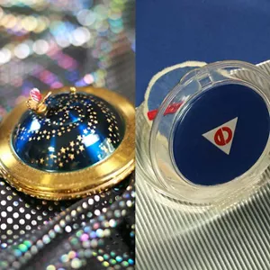 写真:コンパクト