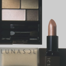  Makeup palettes and various cosmetics products from the launch of the Lunasol brand in 1999. 