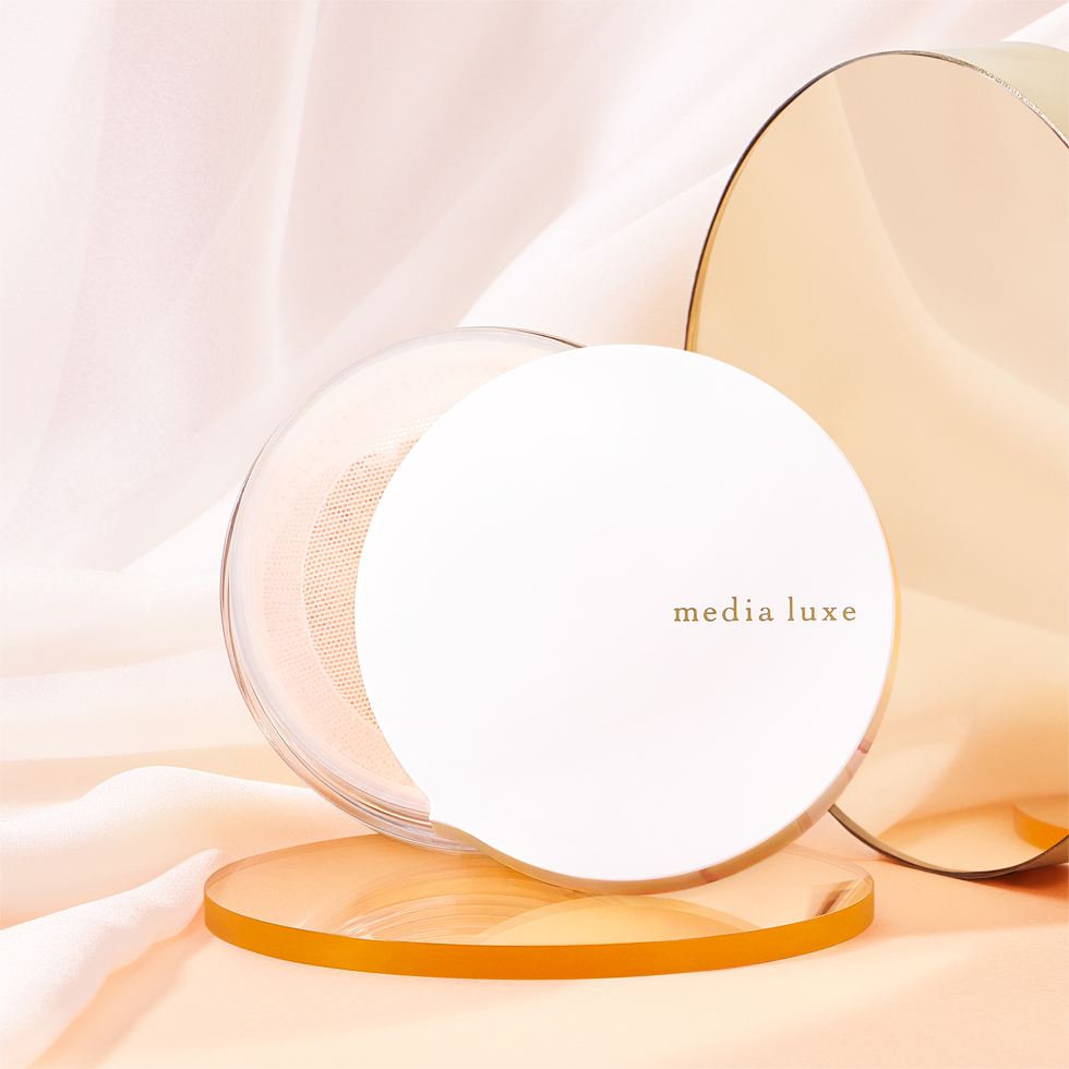フェイスパウダー | media luxe メディアリュクス | カネボウ化粧品 フェイスパウダー | media luxe メディアリュクス | カネボウ化粧品