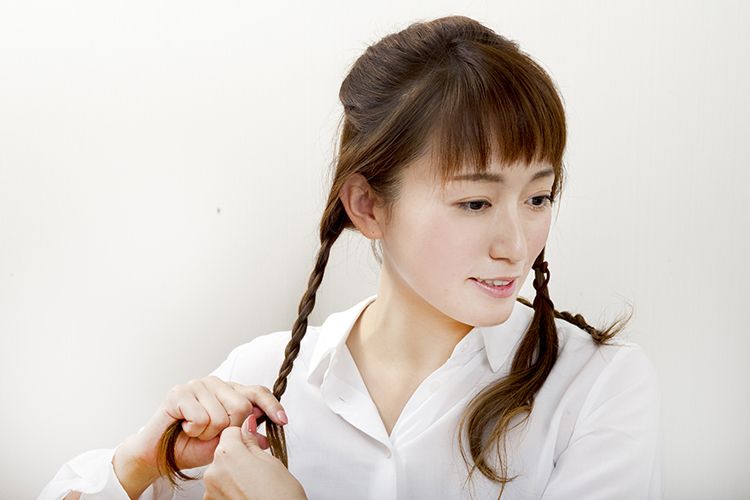 元タカラジェンヌ白華れみさんの簡単ヘアアレンジ2 フェミニンアップ
