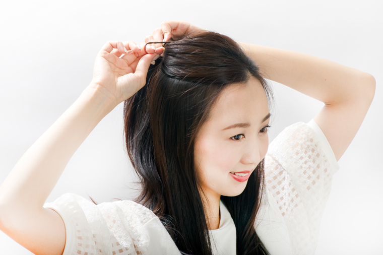 元タカラジェンヌ娘役 花帆杏奈さんのヘアアレンジ３ デイリーに活躍するハーフアップスタイル 美ビッドスマイル カネボウ化粧品