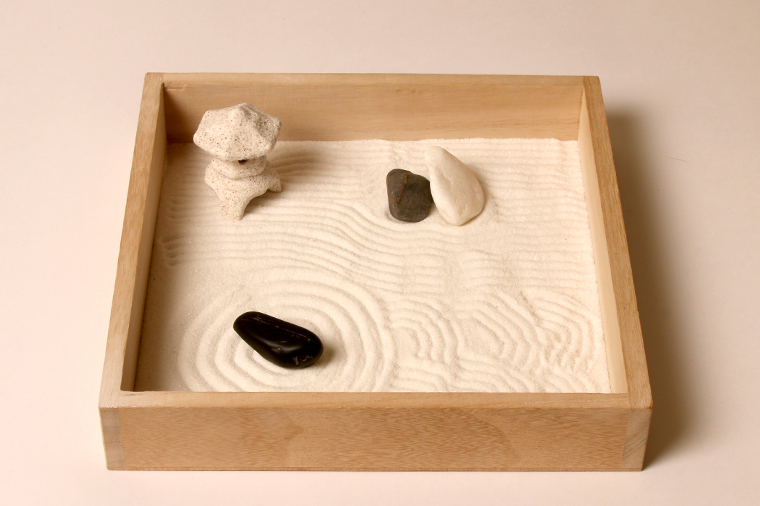 ミニチュア日本庭園 ミニ枯山水 の作り方 美ビッドスマイル カネボウ化粧品