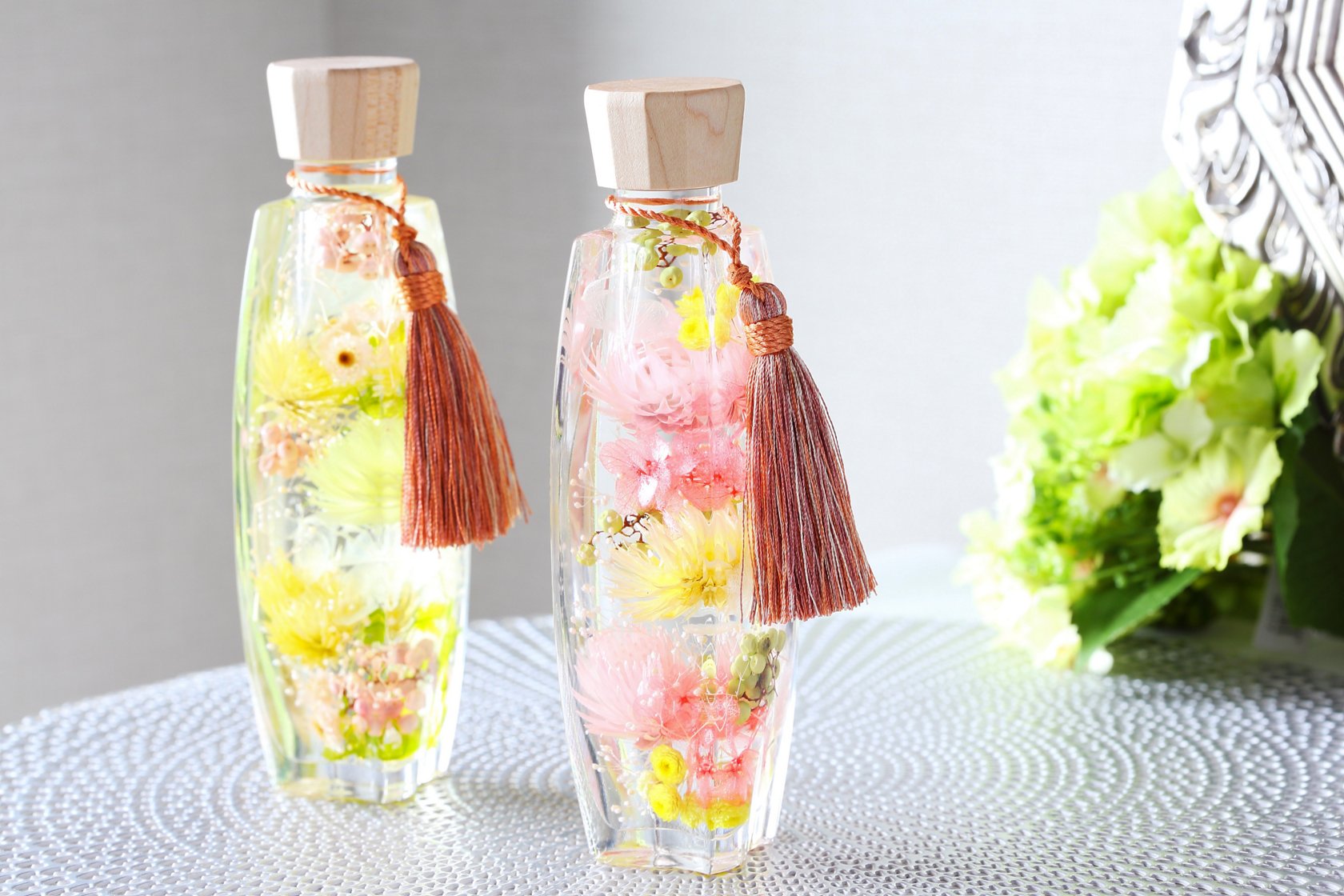 インテリアやギフトに お部屋を彩る手作り ハーバリウム 美ビッドスマイル カネボウ化粧品