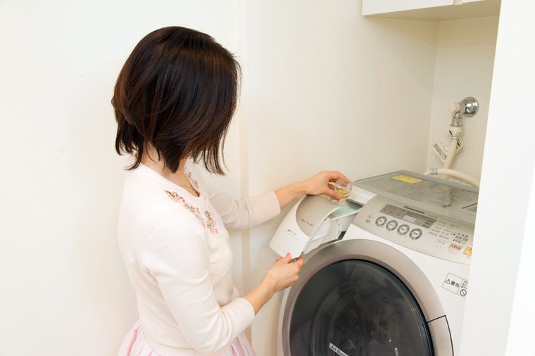 衣服につくニオイをシャットアウト アロマオイル洗濯法 美ビッドスマイル カネボウ化粧品