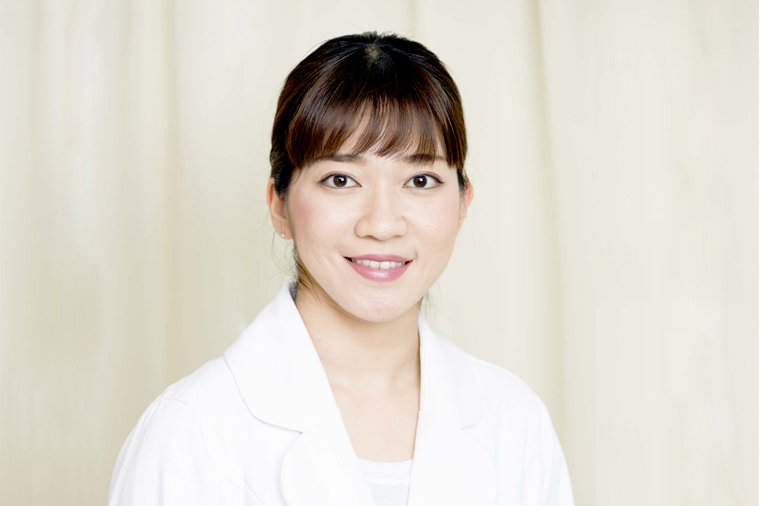 正しく噛む習慣をつけるエクササイズで顔の左右バランスを整える 美ビッドスマイル カネボウ化粧品