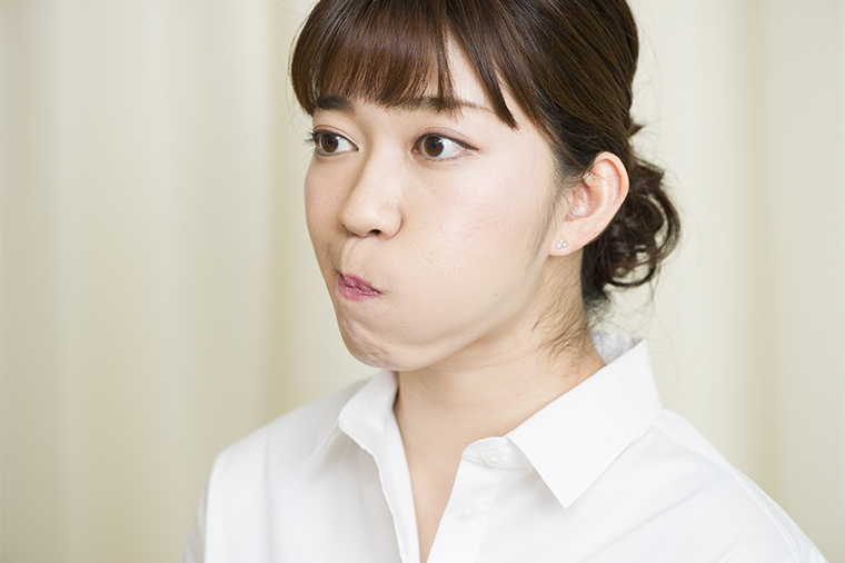 正しく噛む習慣をつけるエクササイズで顔の左右バランスを整える 美ビッドスマイル カネボウ化粧品