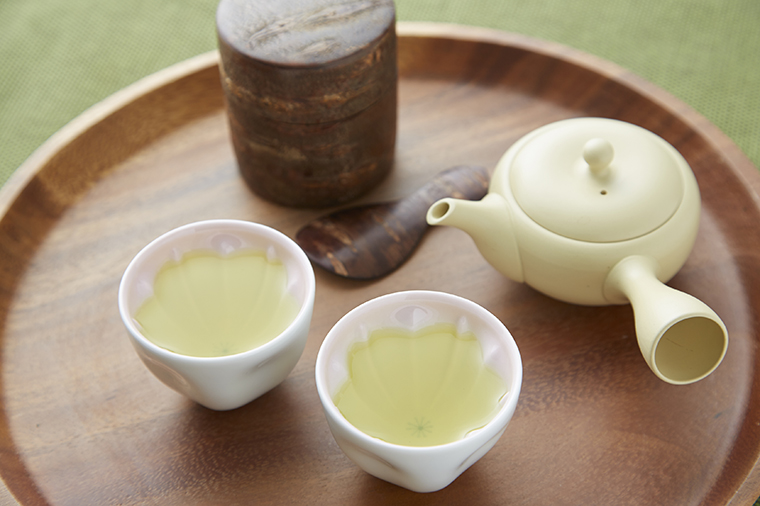 お茶をもっと楽しもう １ おいしい緑茶のいれ方 美ビッドスマイル カネボウ化粧品