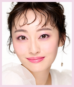 大人可愛いローズピンク系仕上がりイメージ