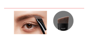 ふんわりも、キリッと眉も思いのまま 使用シーン パッと眉の形が整う柔らか幅広ブラシ