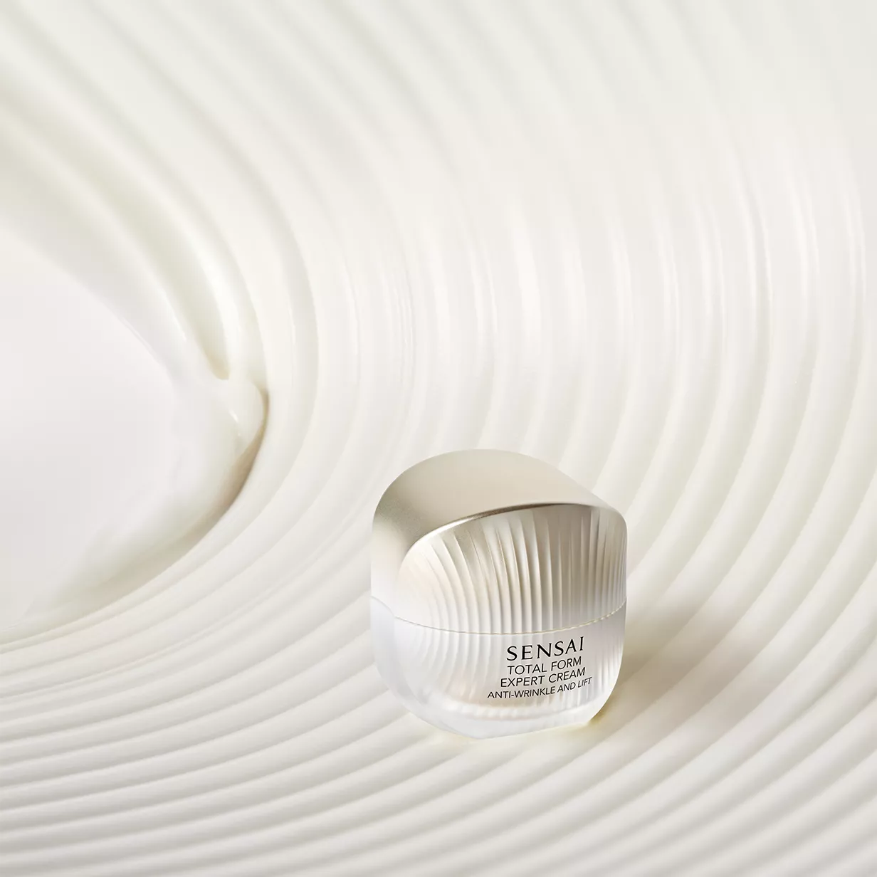 Total Form Cream | Moisturiser | Skincare | SENSAI Cosmetics