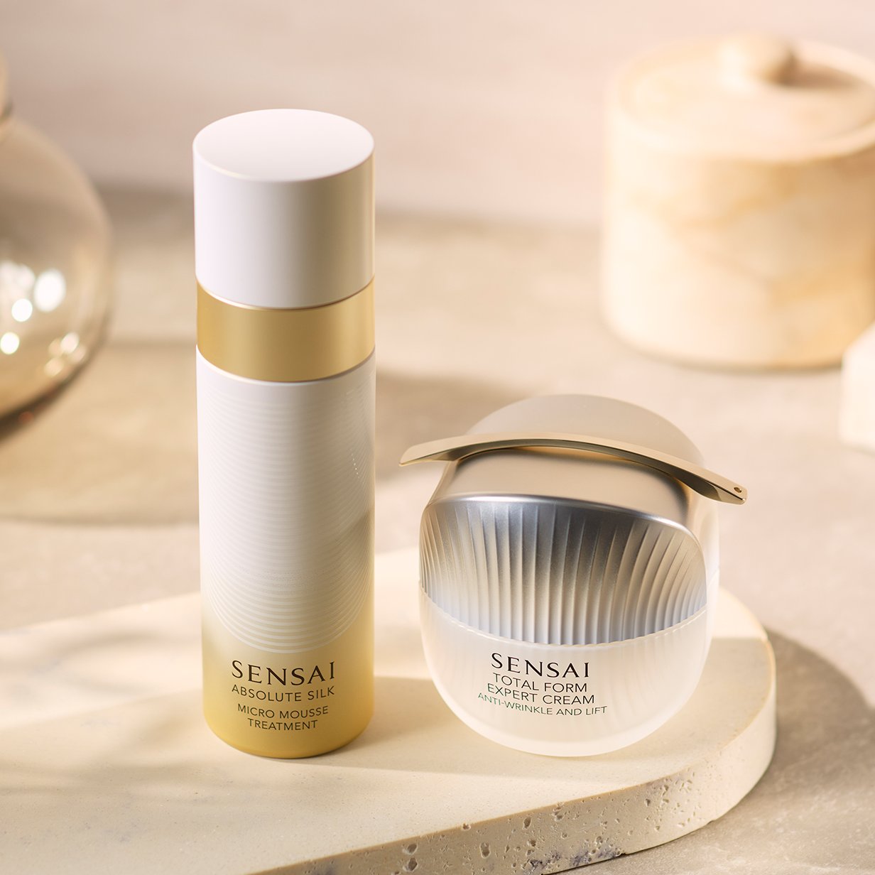 化粧水・ローション・トナー SENSAI ABSOLUTE SILK MICRO MOUSSE 90g Micro Mousse Treatment | Moisturiser | Skincare| SENSAI Cosmetics