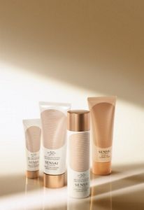 Silky Bronze | Anti-ageing Sun Care | SENSAI UK