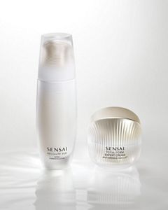 Saho The Skincare Ritual | About SENSAI | SENSAI Cosmetics