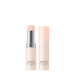 Total Lip Treatment Stick: un stick cilíndrico en tono rosado con aplicador y tapón extraíble.