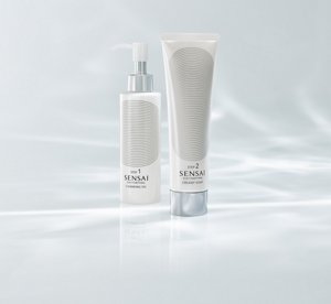 AEM_SILKYPURIFYING_JP_sm