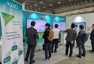 盛況な花王ブースの様子