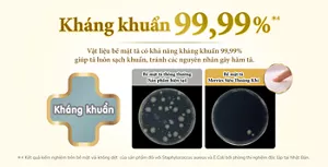 Kháng khuẩn 99.99%*4 Vật liệu bề mặt tã có khả năng kháng khuẩn 99,99% giúp tã luôn sạch khuẩn, tránh các nguyên nhân gây hăm tã.*4 Kết quả kiểm nghiệm trên bề mặt vải không dệt  của sản phẩm đối với Staphylococcus aureus và E.Coli bởi phòng thí nghiệm độc lập tại Nhật Bản.