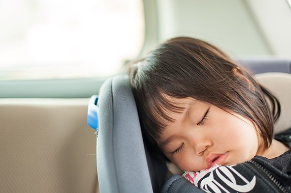 Kao Plaza くらしに役立つテクニック 子どもとのおでかけ 赤ちゃんとの外出時に役立つ持ち物やグッズでママをお助け