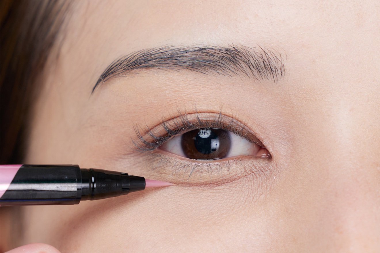 大人の涙袋メイク！自然に見える涙袋のつくり方とおすすめアイテム  