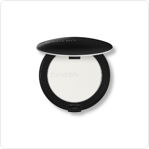 カネボウ　クリスタライズドフィックスパウダー
