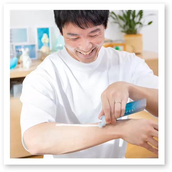 Biore UV アスリズム　パウチタイプ　本体　つけかえ 4点セット Biore UV アスリズム パウチタイプ 本体 つけかえ 4点セット