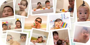 お風呂場で遊んでいる子どもたちの画像