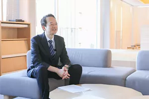 目的別で体調に合わせたおすすめの温度設定を解説している早坂信哉さんの写真