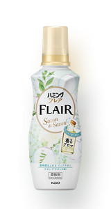 ハミングフレア　柔軟剤のサボンデサボンのボトル